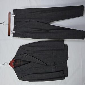 Burberry Men's Wool Vintage Two Piece Dark Grey Two Button Suit *See Measurement